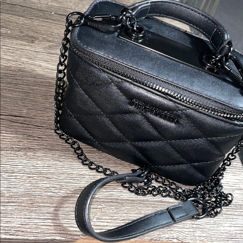 Steve Madden Black Quilted Crossbody Bag